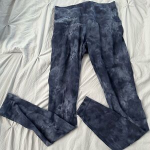 Lululemon blue tie dye leggings sz 8
